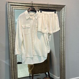 The Great - cream gauze top and shorts matching set